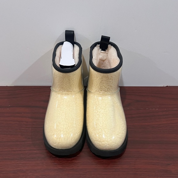 Ugg, Girls, Classic Clear Mini, 1112386K, Cream & Black - Picture 9 of 12